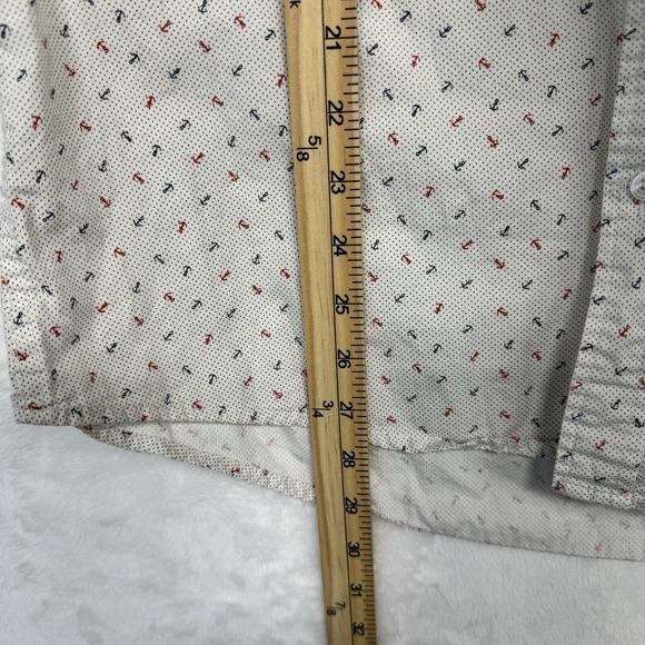 AIRWALK Men's Short Sleeve Button Down Shirt Sz L White w/Blue & Red Anchor - Picture 6 of 7